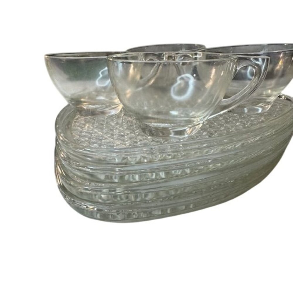 Vintage Clear Glass Snack Set With 4 Cups & 4 Triangular Plates